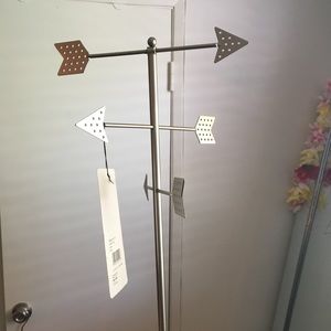 Jewelry tree/holder